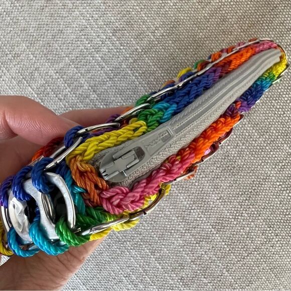 SODA TAB CLUTCH BAG, like new! In rainbow colors UNIQUE! - Picture 9 of 10